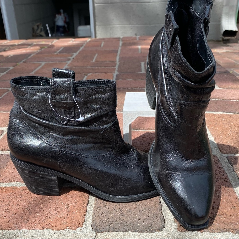 NWT Faith Solly, Exclusively at Debenhams, leather ankle boots size 8 (U…